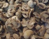Foto del paso 6 de la receta: Rollos de pollo con hongos