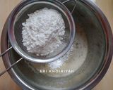 Foto langkah ke 3 dari resep Bolu Pisang Kukus.