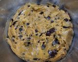 Foto langkah ke 5 dari resep Chocochip soft cookies.