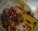 A picture of step 4 of UP Style Khatta Meetha Kaddu Sabji.