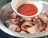 A picture of step 3 of CARAMELIZED CHICKEN (WITH JAGGERY).