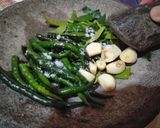 Foto langkah ke 2 dari resep Tumis Bakso Cabe Ijo.