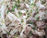 Foto del paso 5 de la receta: Tallarines de Arroz con Contramuslos de Pollo a la Miel y Mostaza