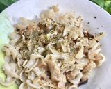 Foto langkah ke 3 dari resep Mushroom Alfredo Pasta.