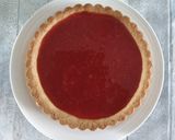 Foto langkah ke 8 dari resep Rhubarb Strawberry Pie.
