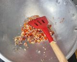 Foto langkah ke 2 dari resep Oseng Jamur Tiram dan Ayam.