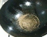 A picture of step 2 of Aloo palak paratha.