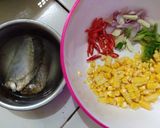 Foto langkah ke 1 dari resep Tumis jagung ikan asin sepat.