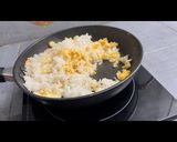 รูปขั้นตอนการทำที่ 7 ของ ข้าวผัดไข่ธรรมดา