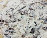 Foto del passaggio 2 della ricetta Crespelle ripiene di ricotta funghi e tartufo