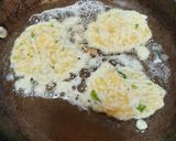 Foto del paso 2 de la receta: Tortillas de arroz de ayer