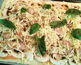 Foto del paso 15 de la receta: Pizza Bratwurst con champiñones