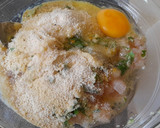 Foto del paso 1 de la receta: Albóndigas de pollo en salsa de calabacín