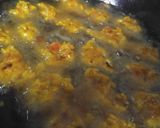 A picture of step 5 of Punjabi dish Pakora karhi.