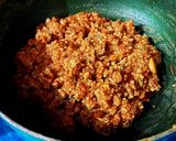 A picture of step 6 of Nolen Gurer Gajar er Halwa.
