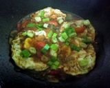 Foto langkah ke 6 dari resep Telur Ceplok Kuah Kecap.
