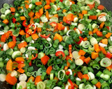 Foto del paso 3 de la receta: Calabacitas rellenas de quinoa a la marinara y salsa de cilantro