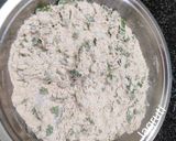 A picture of step 1 of Methi Na Thepla.