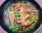 Hình bước làm 2 của món Cá phèn kho keo