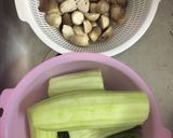 Hình bước làm 1 của món Mướp xào