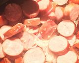 Une image de l'étape 9 de Cari saucisses.