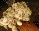 Csirkemelles rizottó gombával és szalonnával recept fázis 3 fotója