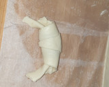 Foto del paso 3 de la receta: Croissant rellenos de crema de cacao en 5 minutos