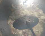 A picture of step 2 of Kaleji karahi.