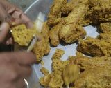 દૂધી ના મુઠીયા (Dudhi Muthiya Recipe in Gujarati) રેસીપી સ્ટેપ5ફોટો