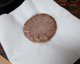 Foto del paso 1 de la receta: Hamburguesa a la plancha con salteado campestre