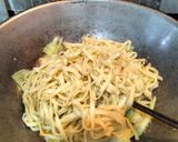 Foto langkah ke 9 dari resep Bakmi Goreng Gepeng Gurih.