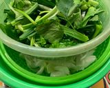 Hình bước làm 1 của món Thịt bê xào sả, cần tỏi tây