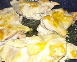 Foto del paso 2 de la receta: Muslo de pollo deshuesado al pesto