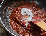 A picture of step 5 of Chinese shezwan sauce.