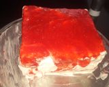 A picture of step 5 of Strawberry cake.