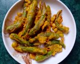 मिर्च पकौड़े (mirch pakode recipe in Hindi) रेसिपी चरण 3 फोटो