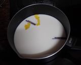 Foto del paso 1 de la receta: Pudding de pan, limón y manzana con aroma a vainilla