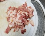 A picture of step 1 of Candied bacon crackers.