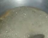 A picture of step 4 of Gajar ka halwa with mawa.