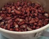 Foto langkah ke 1 dari resep Comfort Food: Sup Ayam Kacang Merah.