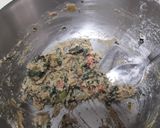 Foto del paso 3 de la receta: Croquetas de pollo y espinacas