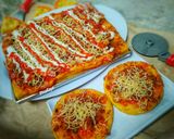Foto langkah ke 7 dari resep Pizza Labu Kuning Topping Worcis (wortel buncis).