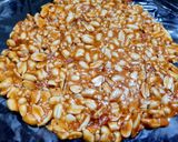 ચીકી(Chikki Recipe in Gujarati) રેસીપી સ્ટેપ4ફોટો