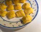 Foto del paso 1 de la receta: Paquetitos de piña con crema