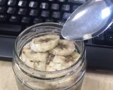 Foto langkah ke 5 dari resep Overnite oats buah naga dan pisang.