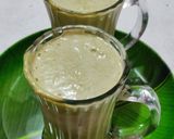 A picture of step 3 of Avocado milkshake.
