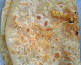 A picture of step 5 of Paneer paratha.