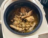 Foto langkah ke 5 dari resep Nasi Ayam Jamur RICE COOKER.
