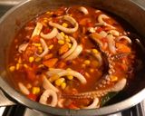 Foto del paso 7 de la receta: Kraken en su salsa(Cazuela simple de mariscos)