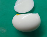Foto del paso 2 de la receta: Conejo de huevo cocido